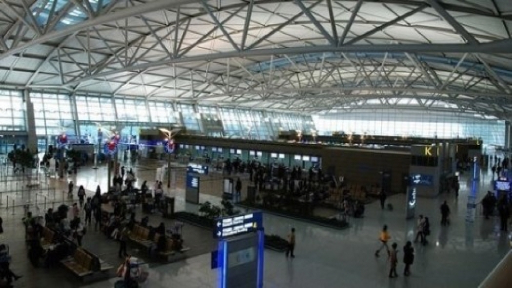 인천공항 내부.jpg