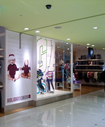 수원애경 백화점 GAP 매장