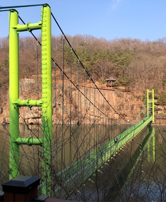 함안 입곡군립공원 출렁다리