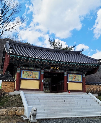 화순 쌍봉사 내 천왕문