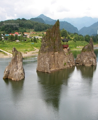 단양군 도담삼봉 주차장입구