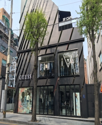 게스 가로수길점